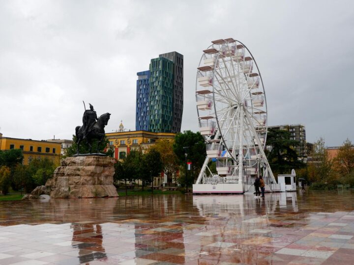 Plac Skanderbeg